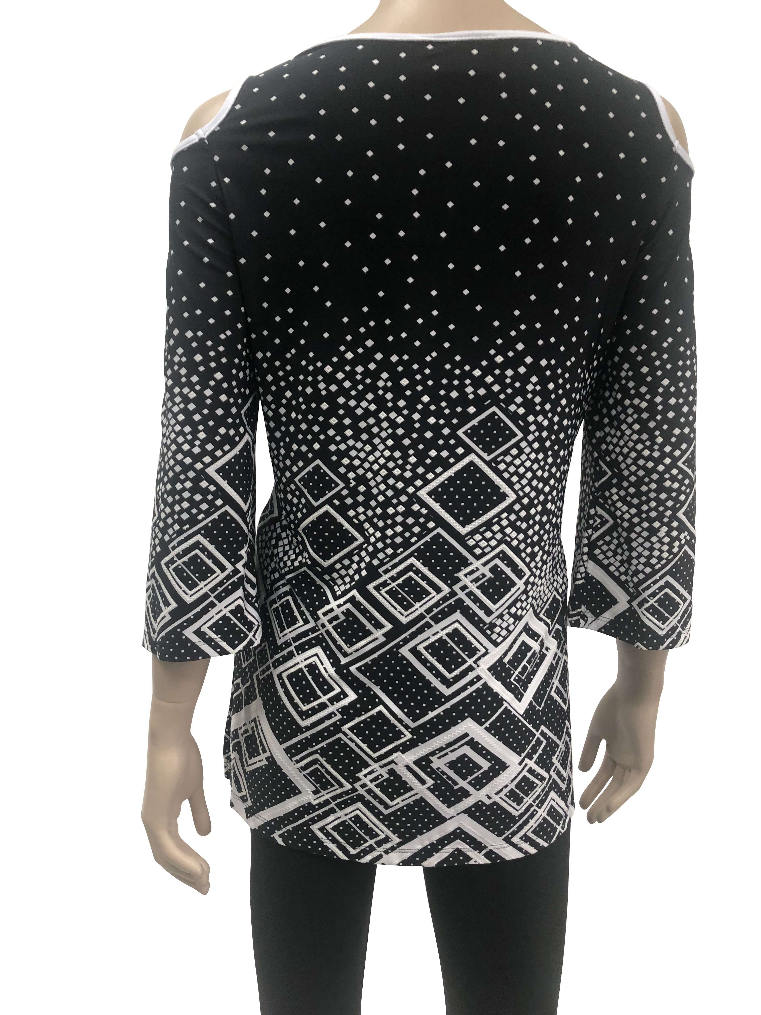 Women's Tops Large Sizes Quality Flattering Fit Black and White Stunning Print Made in Canada Yvonne Marie Boutiques - Yvonne Marie - Yvonne Marie